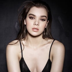 hailee_steinfeld